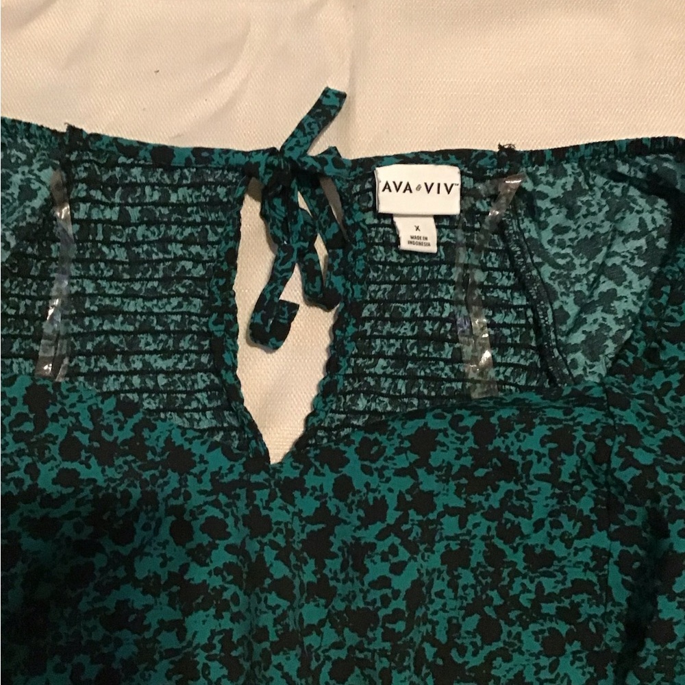 Ava & Viv Teal Floral Blouse - Picture 5 of 7